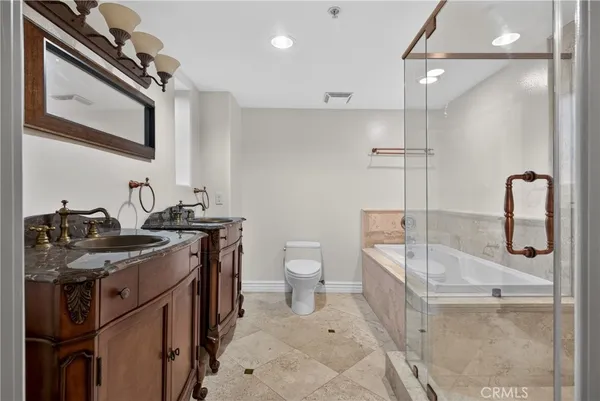 $1,125,000 | 4301 Los Feliz, Unit 12, Los Angeles, CA 90027