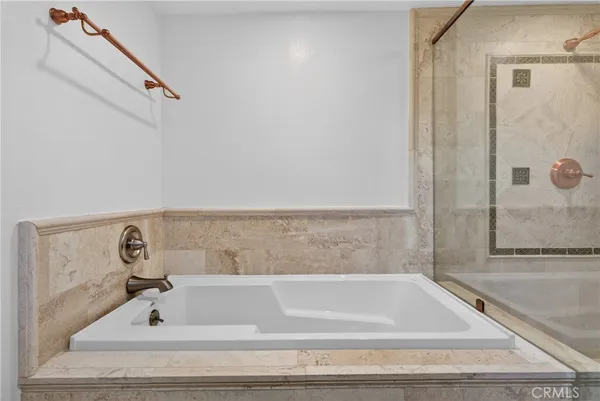 $1,125,000 | 4301 Los Feliz, Unit 12, Los Angeles, CA 90027
