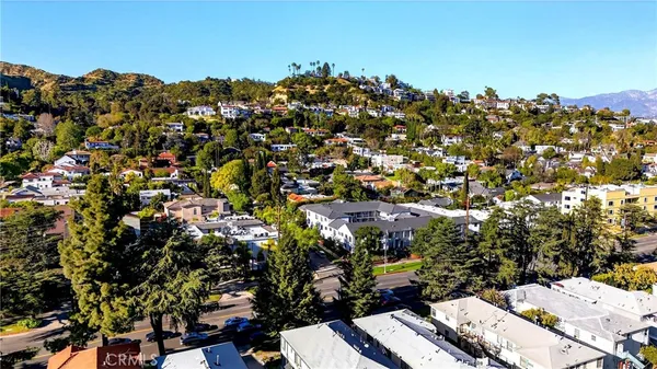 $1,125,000 | 4301 Los Feliz, Unit 12, Los Angeles, CA 90027