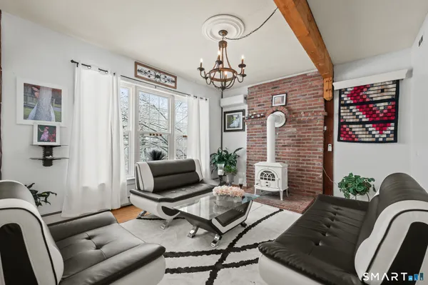 $685,000 | 278 Thompsonville Road, Suffield, CT 06078