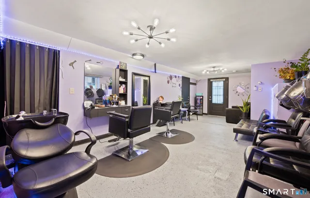 $700,000 | 278 Thompsonville Road, Suffield, CT 06078