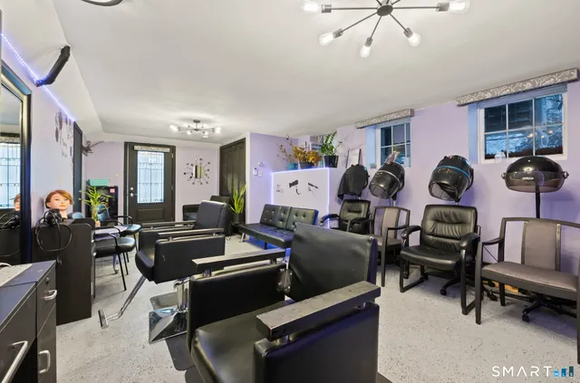 $700,000 | 278 Thompsonville Road, Suffield, CT 06078