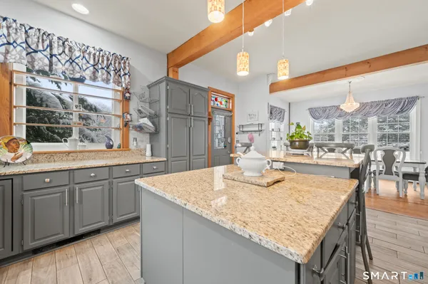 $685,000 | 278 Thompsonville Road, Suffield, CT 06078