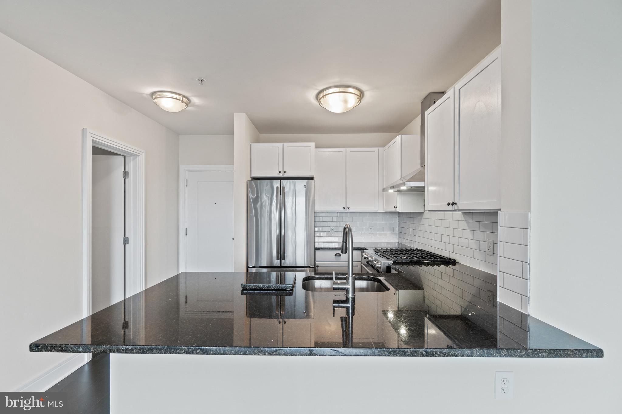 800 4th Street Southwest, Unit N805 Washington, DC 20024 - Photo 12 of 35