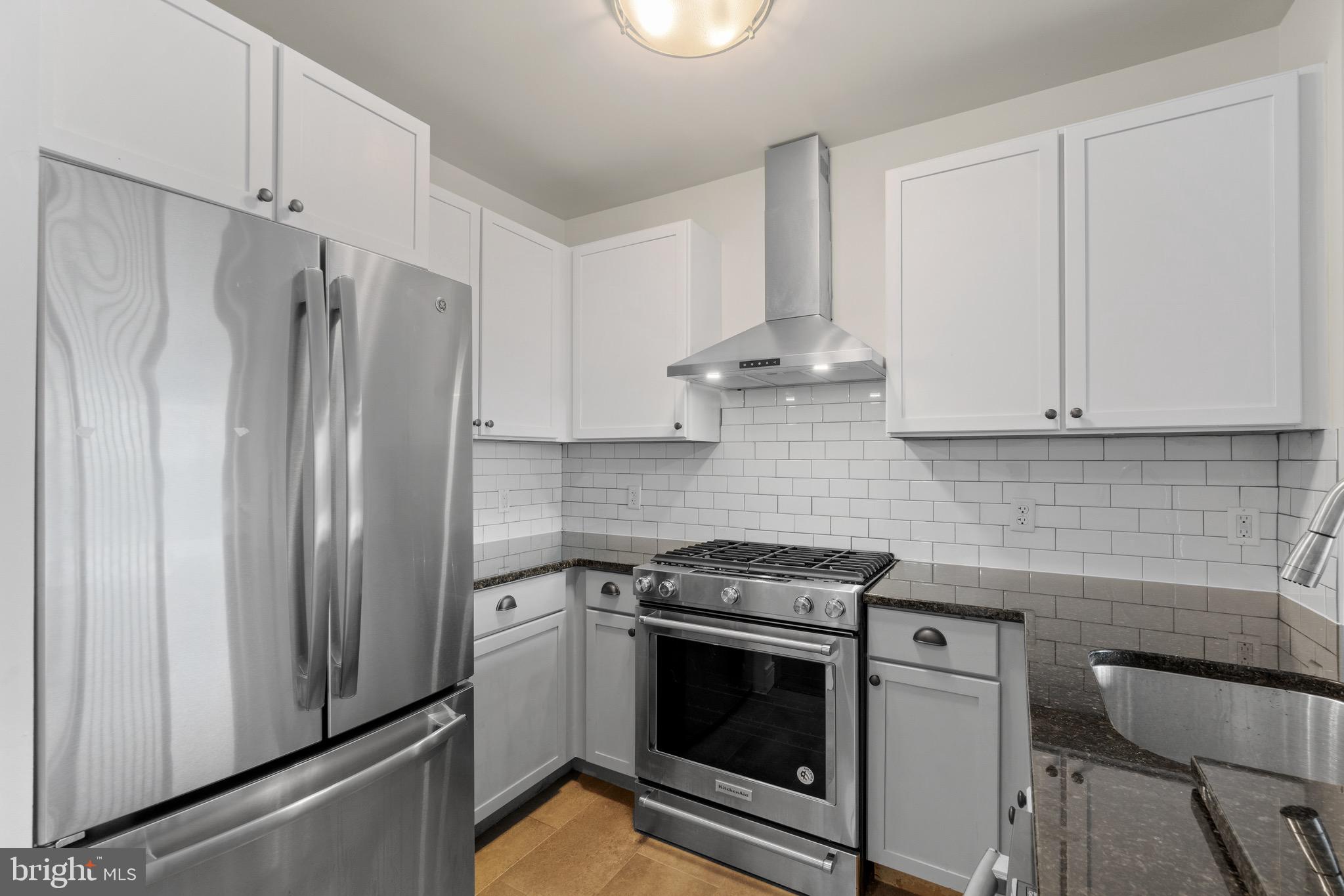 800 4th Street Southwest, Unit N805 Washington, DC 20024 - Photo 7 of 35