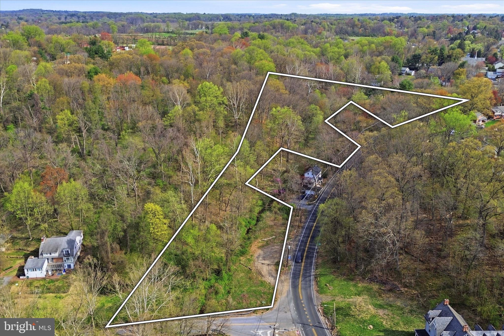 386 Dutton Mill Road Brookhaven, PA 19015 - Photo 3 of 20