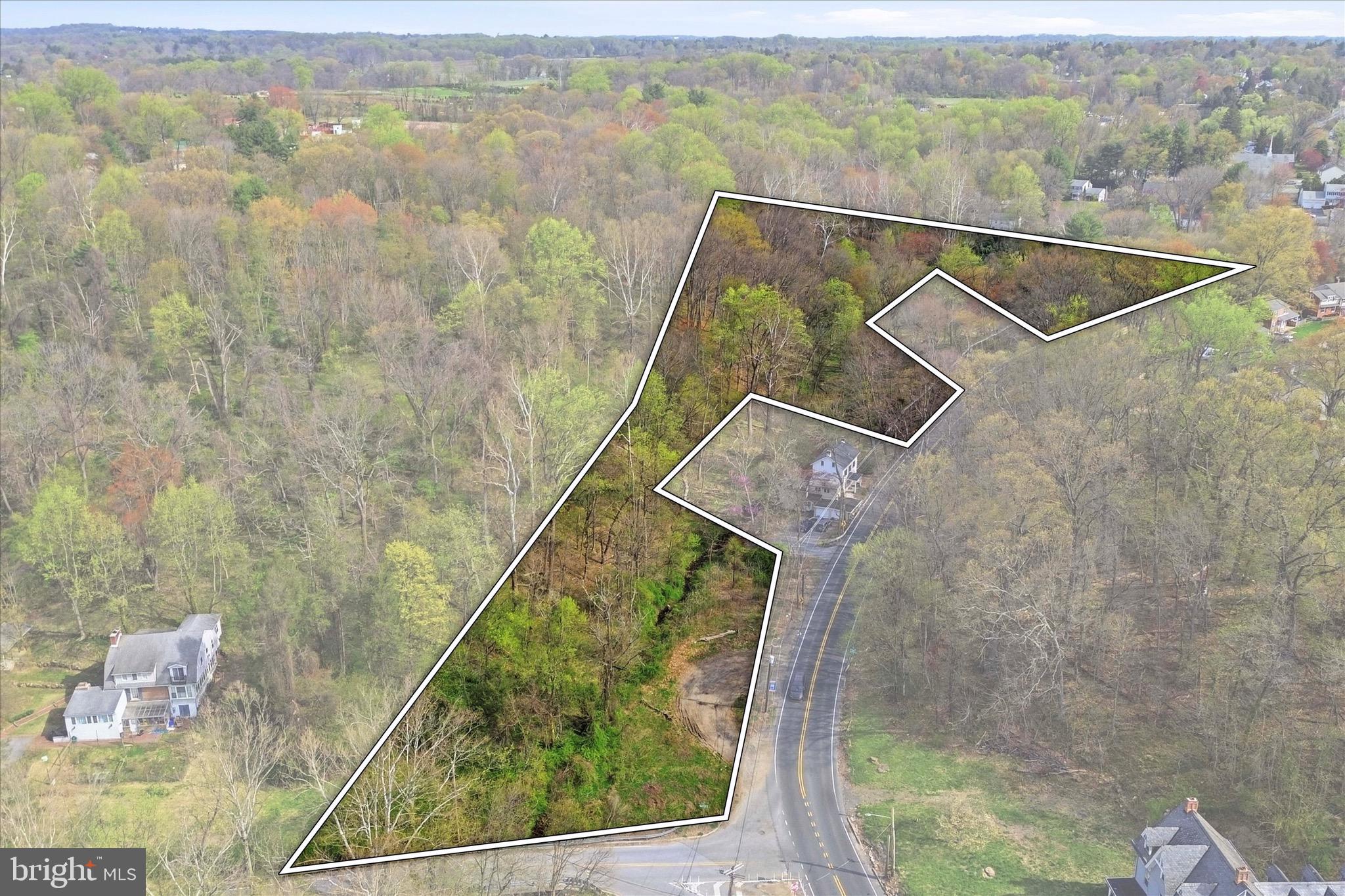 386 Dutton Mill Road Brookhaven, PA 19015 - Photo 4 of 20