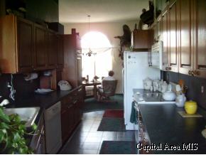 2367 Mound Road Jacksonville, IL 62650 - Photo 5 of 6