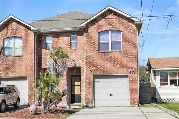 $2,500 | 3605 Johnson Street, Unit B, Metairie, LA 70001