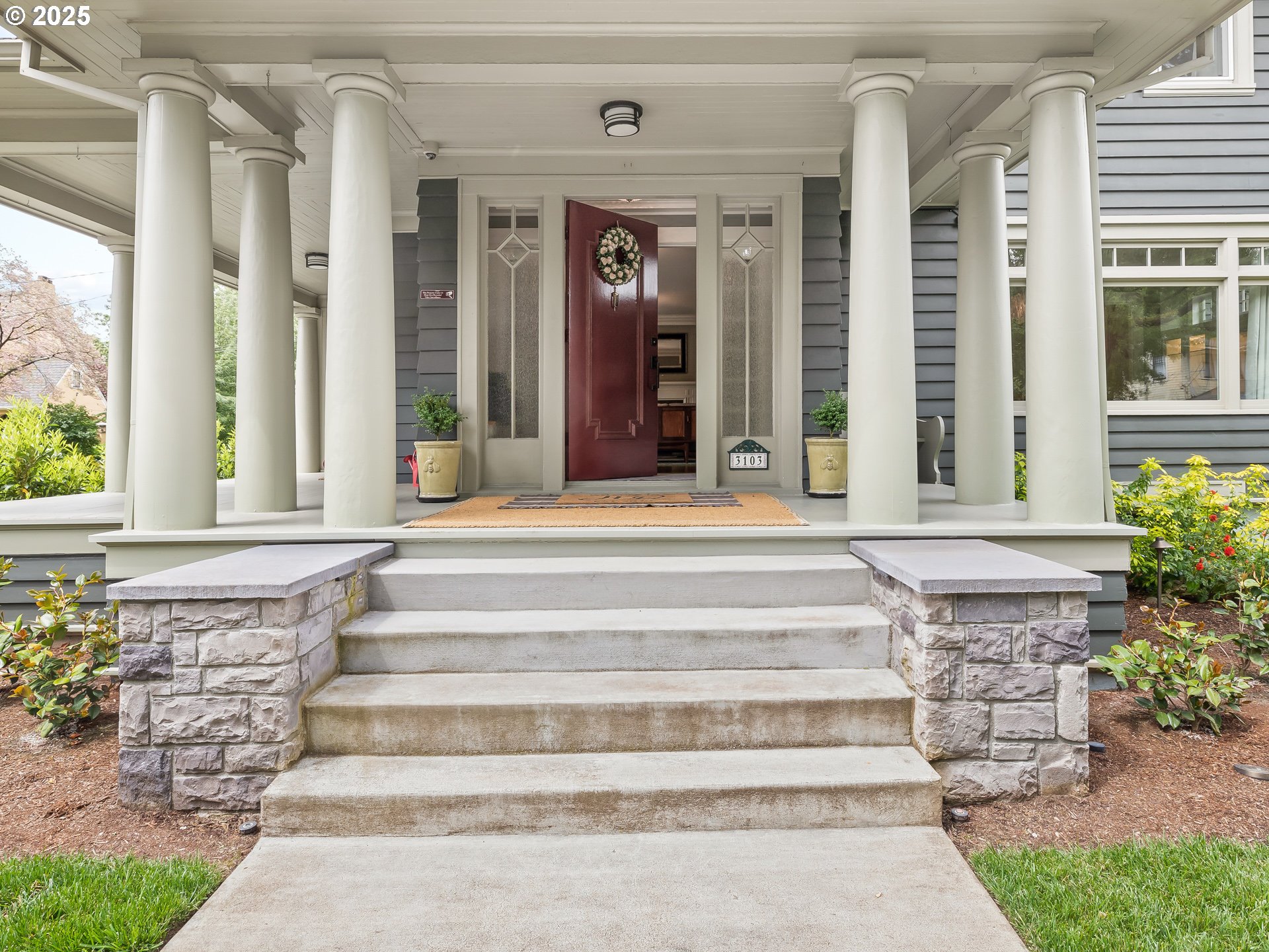 3103 Northeast 15th Avenue Portland, OR 97212 - Photo 4 of 48