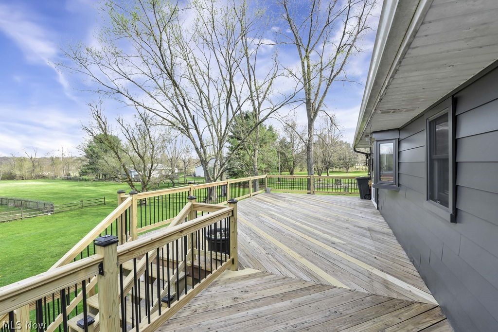 7545 Wadsworth Road Medina, OH 44256 - Photo 9 of 42 Gallery Image 9