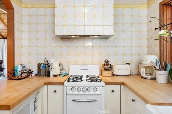 $24,950 | 125 St Ann's Drive, Laguna Beach, CA 92651