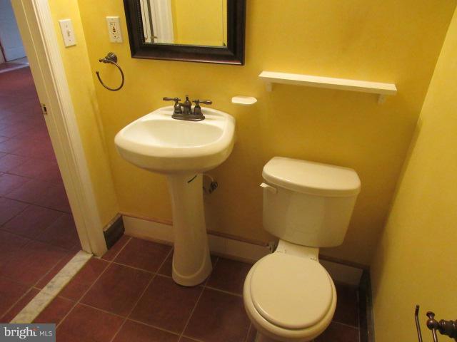 12200 Kendall Street Silver Spring, MD 20902 - Photo 21 of 30 Basement Full Bath