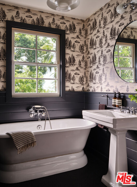 2015 Nichols Canyon Road Los Angeles, CA 90046 - Photo 19 of 27