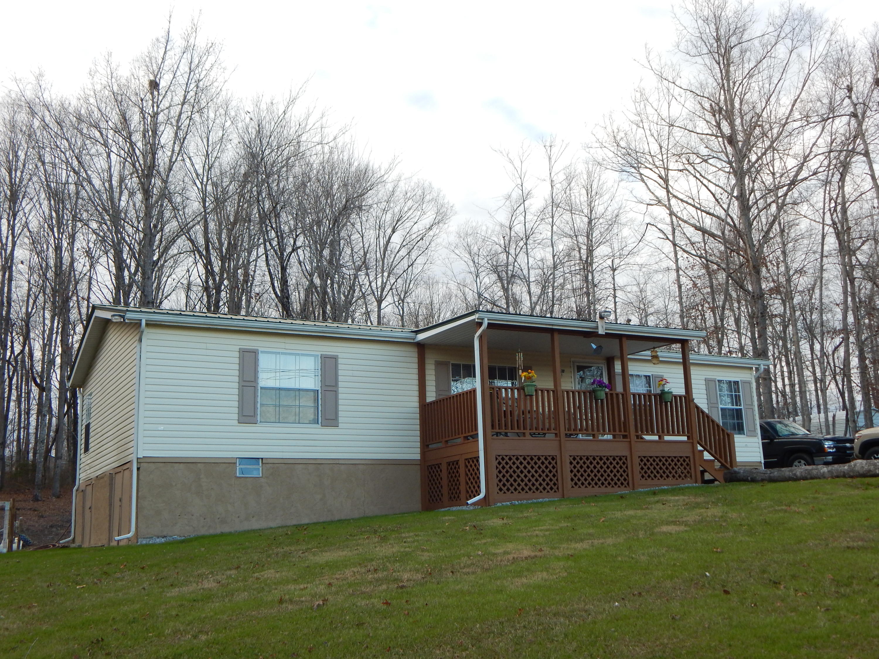 869 Maple Branch Road Sparta, TN 38583 - Photo 19 of 23 DSCN4103