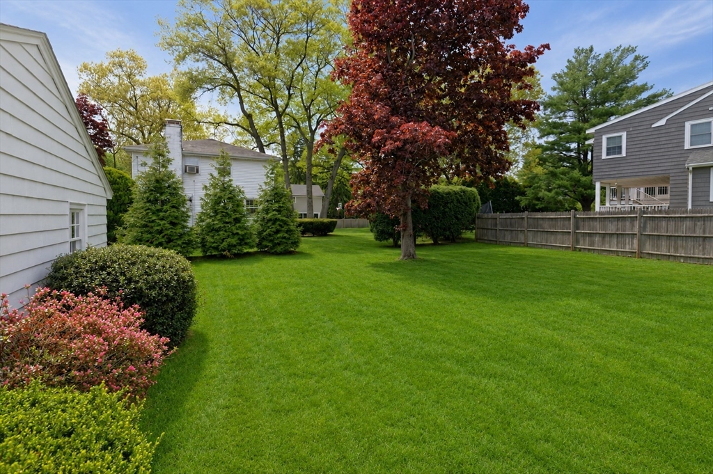 277 Rosemary Street Needham, MA 02494 - Photo 35 of 41