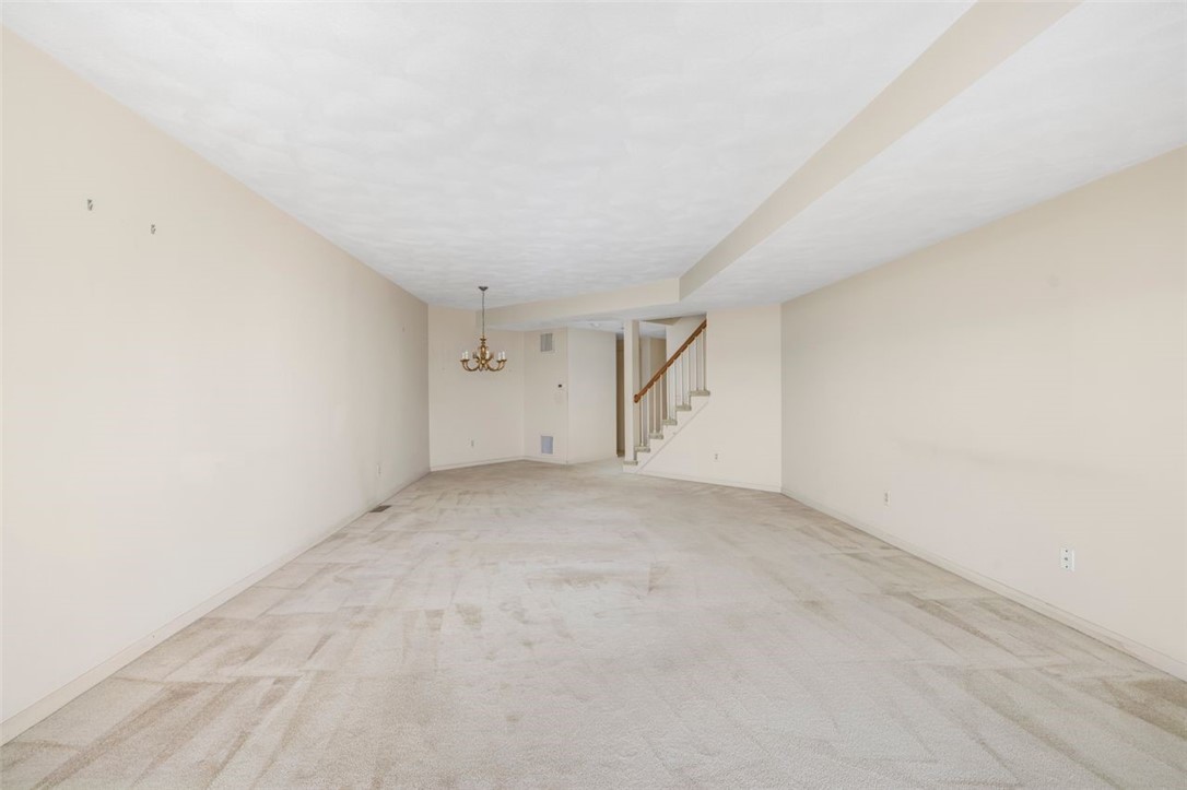 4496 Post Road, Unit 3 Warwick, RI 02818 - Photo 9 of 44 Living room