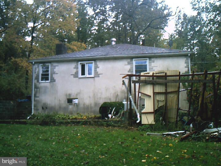 530 Hunters Road Mohnton, PA 19540 - Photo 2 of 9