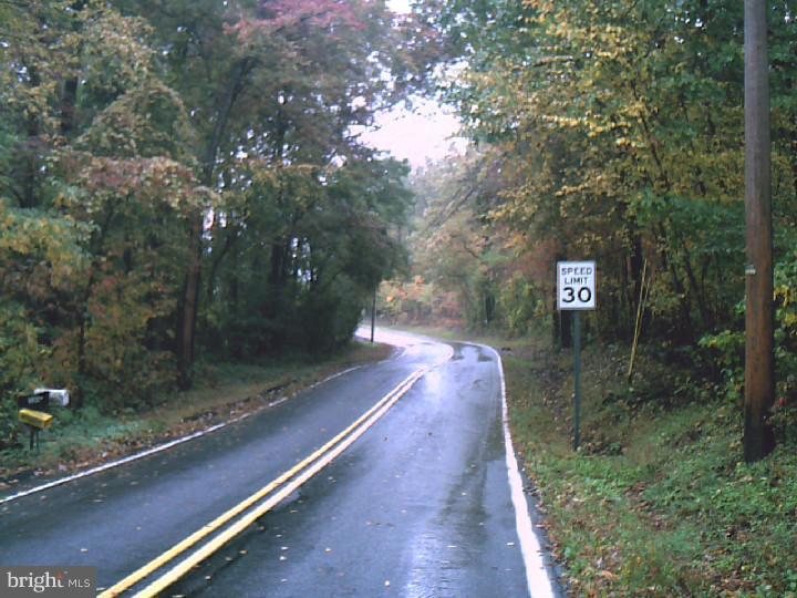 530 Hunters Road Mohnton, PA 19540 - Photo 3 of 9