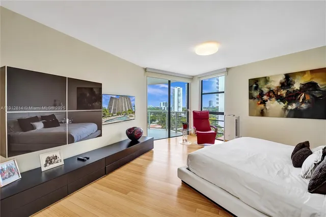 $1,000,000 | 20281 East Country Club Drive, Unit 607, Aventura, FL 33180