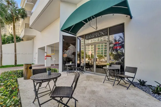 $1,000,000 | 20281 East Country Club Drive, Unit 607, Aventura, FL 33180