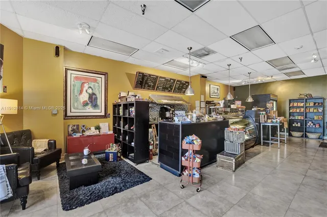 $1,000,000 | 20281 East Country Club Drive, Unit 607, Aventura, FL 33180