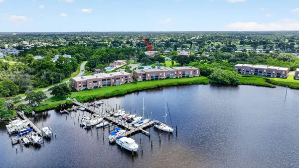$1,750 | 3100 Southeast Pruitt Road, Unit B203, Port St. Lucie, FL 34952