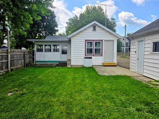 554 Scott Street Ripon, WI 54971 - Photo 20 of 28 Gallery Image 20