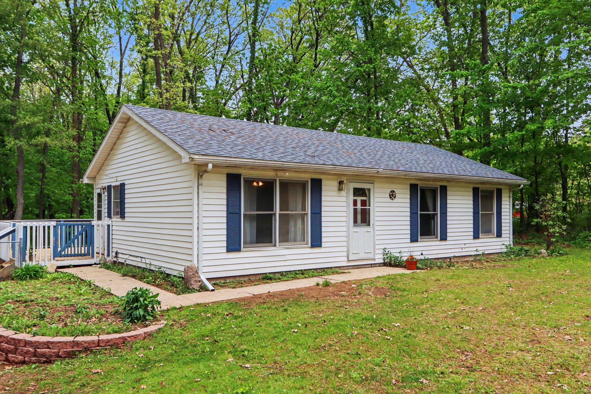 11750 Lewis Road Plainwell, MI 49080 - Photo 2 of 28 002_file_4508