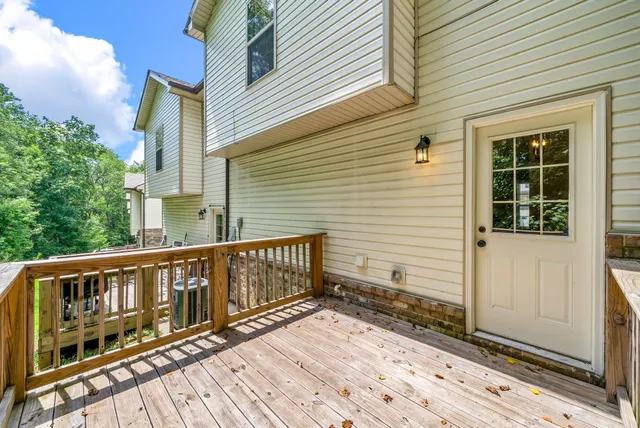 $1,275 | 424 Glenstone Springs Drive, Unit B, Clarksville, TN 37043