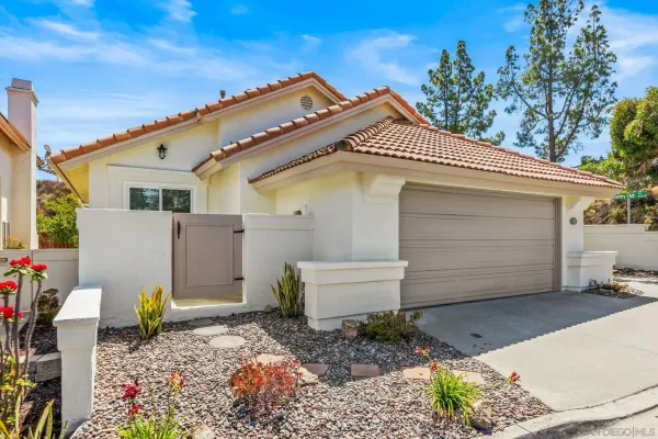 $729,000 | 2102 Amorosa Glen, Escondido, CA 92026