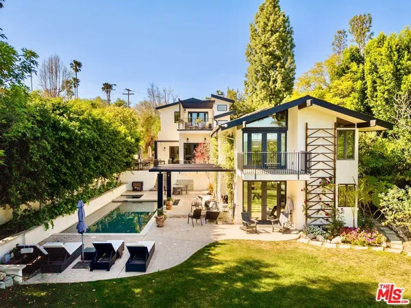 $4,495,000 | 16820 Oak View Drive, Encino, CA 91436