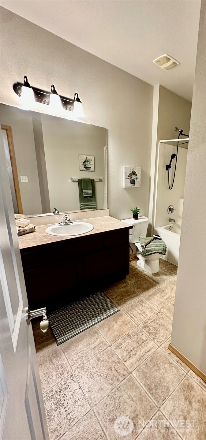 5645 56th Loop Southeast Lacey, WA 98503 - Photo 26 of 33