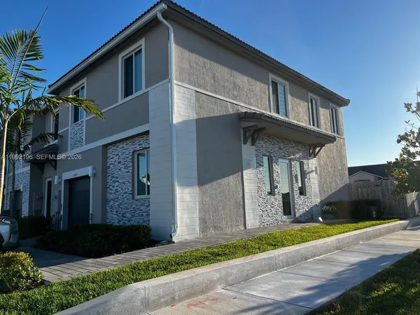 $3,250 | 1487 Southeast 7th Terrace, Homestead, FL 33034