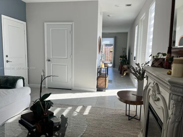 $3,250 | 1487 Southeast 7th Terrace, Homestead, FL 33034