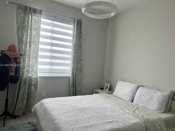 $3,250 | 1487 Southeast 7th Terrace, Homestead, FL 33034