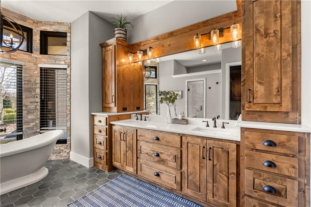 9707 South Perdue Road Grain Valley, MO 64029 - Photo 25 of 85