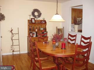 7316 Hill Road Philadelphia, PA 19128 - Photo 3 of 6 Gallery Image 3