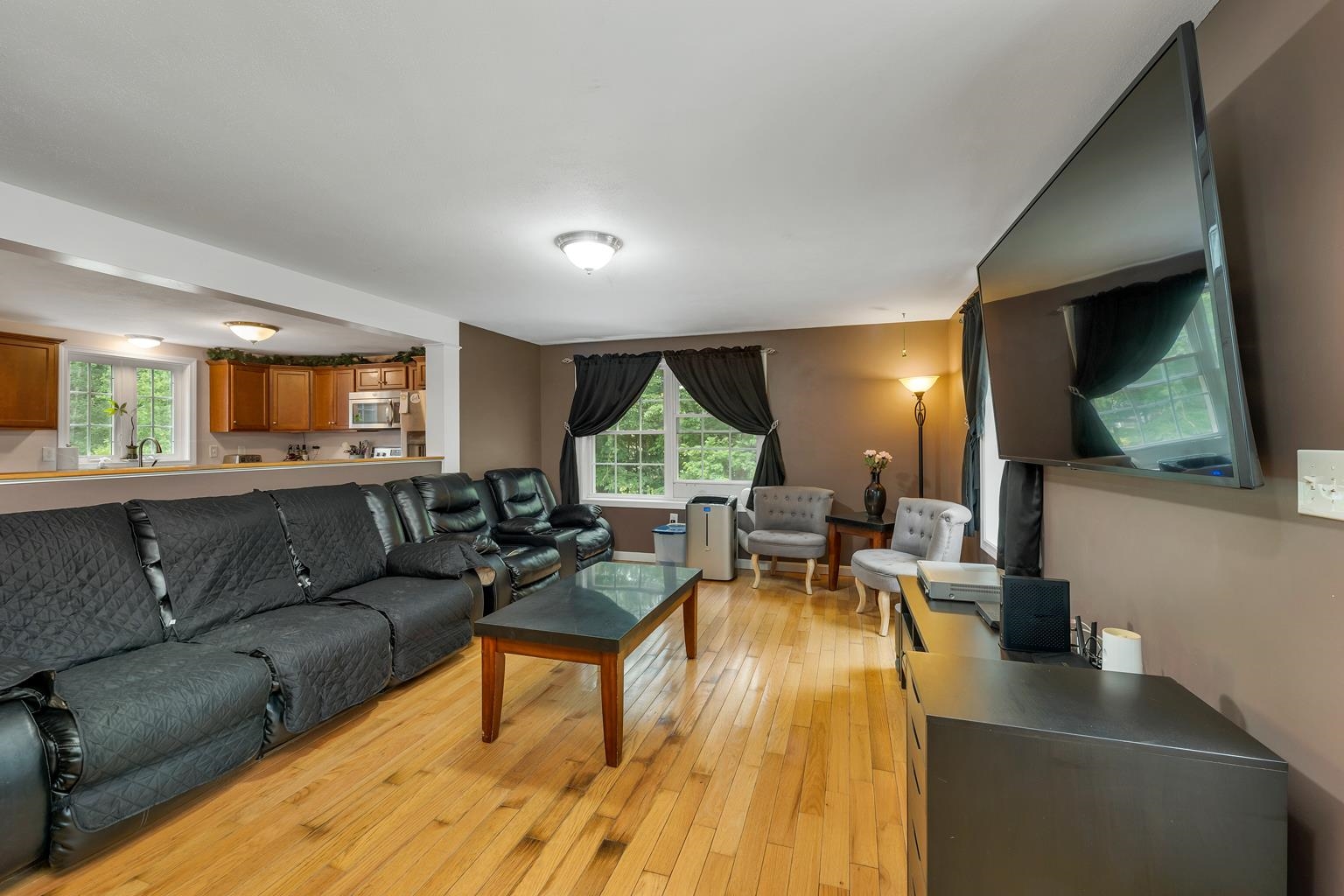 47 Mill Pond Road Epping, NH 03042 - Photo 5 of 40