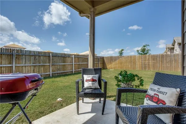 $1,895 | 1072 Gaelic Drive, Georgetown, TX 78626