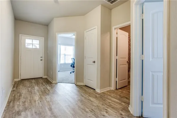 $1,895 | 1072 Gaelic Drive, Georgetown, TX 78626