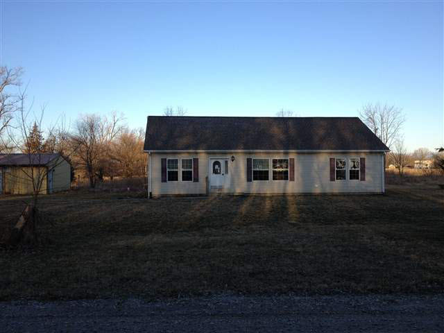 4984 County Road Fort Wayne, IN 46818 - Photo 1 of 12