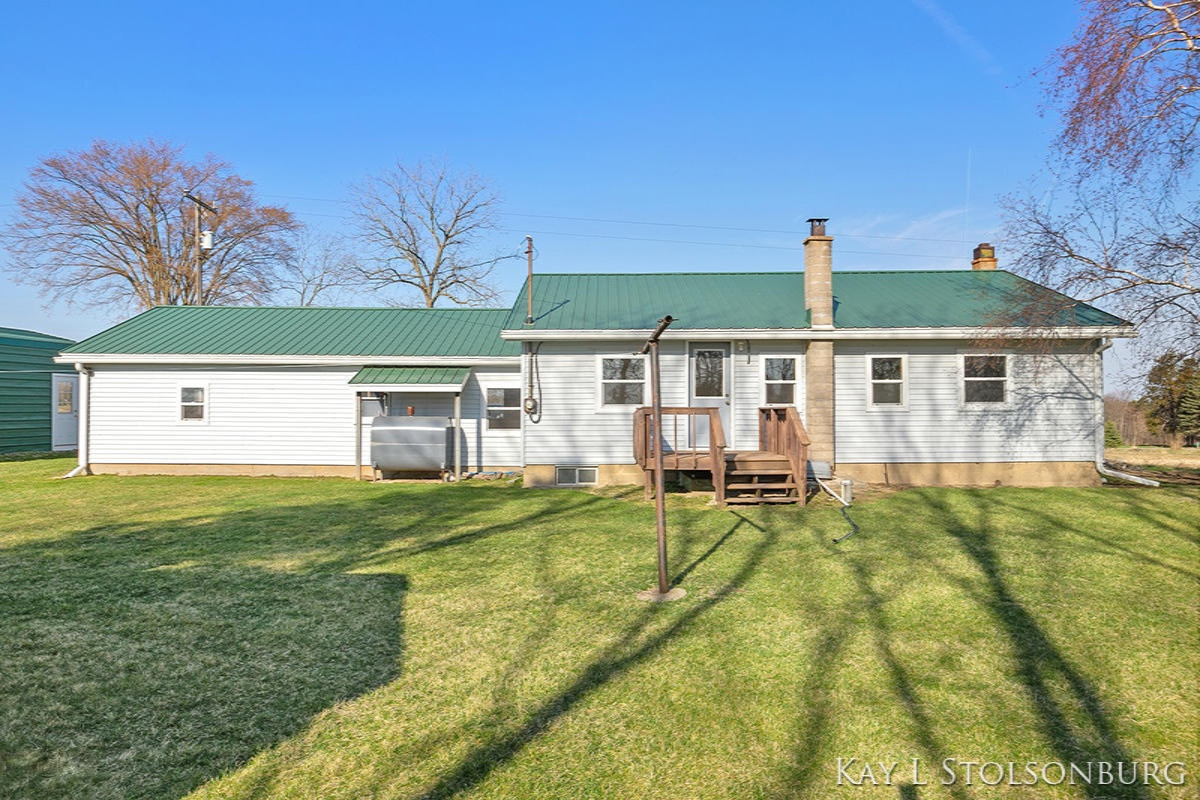1850 Becker Road Hastings, MI 49058 - Photo 18 of 20 IMG_1017