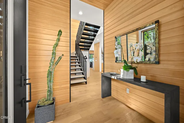 $2,638,000 | 10747 Valleyheart Drive, Studio City, CA 91604