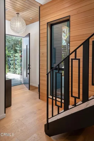 $2,638,000 | 10747 Valleyheart Drive, Studio City, CA 91604