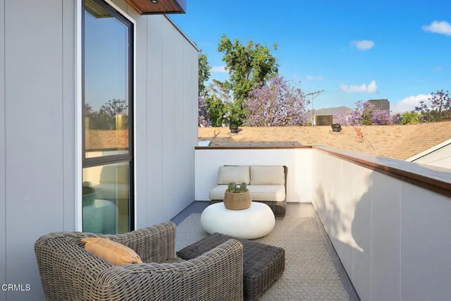 $2,638,000 | 10747 Valleyheart Drive, Studio City, CA 91604