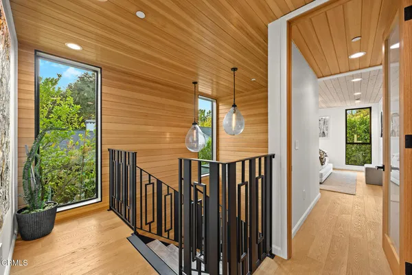 $2,638,000 | 10747 Valleyheart Drive, Studio City, CA 91604