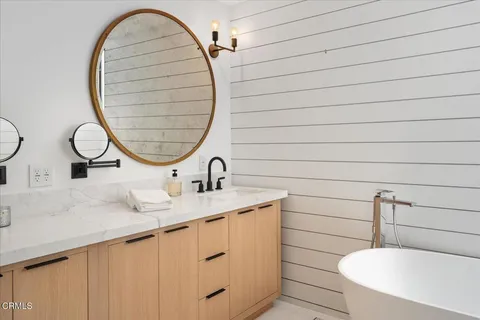 $2,638,000 | 10747 Valleyheart Drive, Studio City, CA 91604