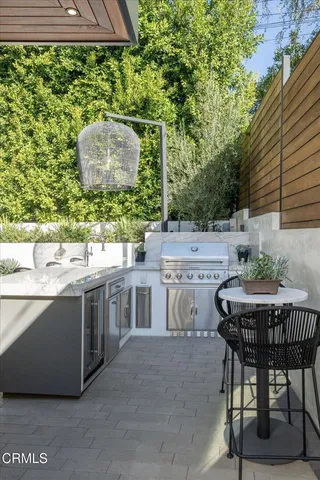 $2,638,000 | 10747 Valleyheart Drive, Studio City, CA 91604