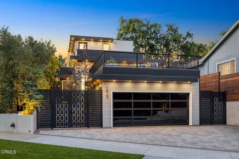 $2,638,000 | 10747 Valleyheart Drive, Studio City, CA 91604